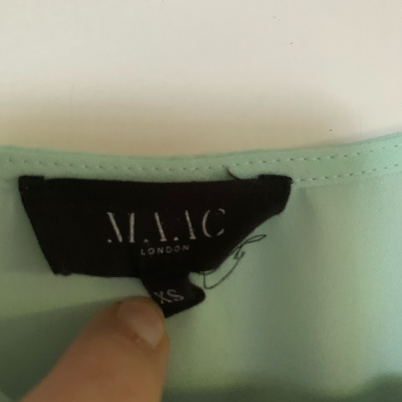 Summer top - Picture 2 of 3